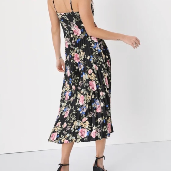 Lulus Dress - Picture 3 of 6